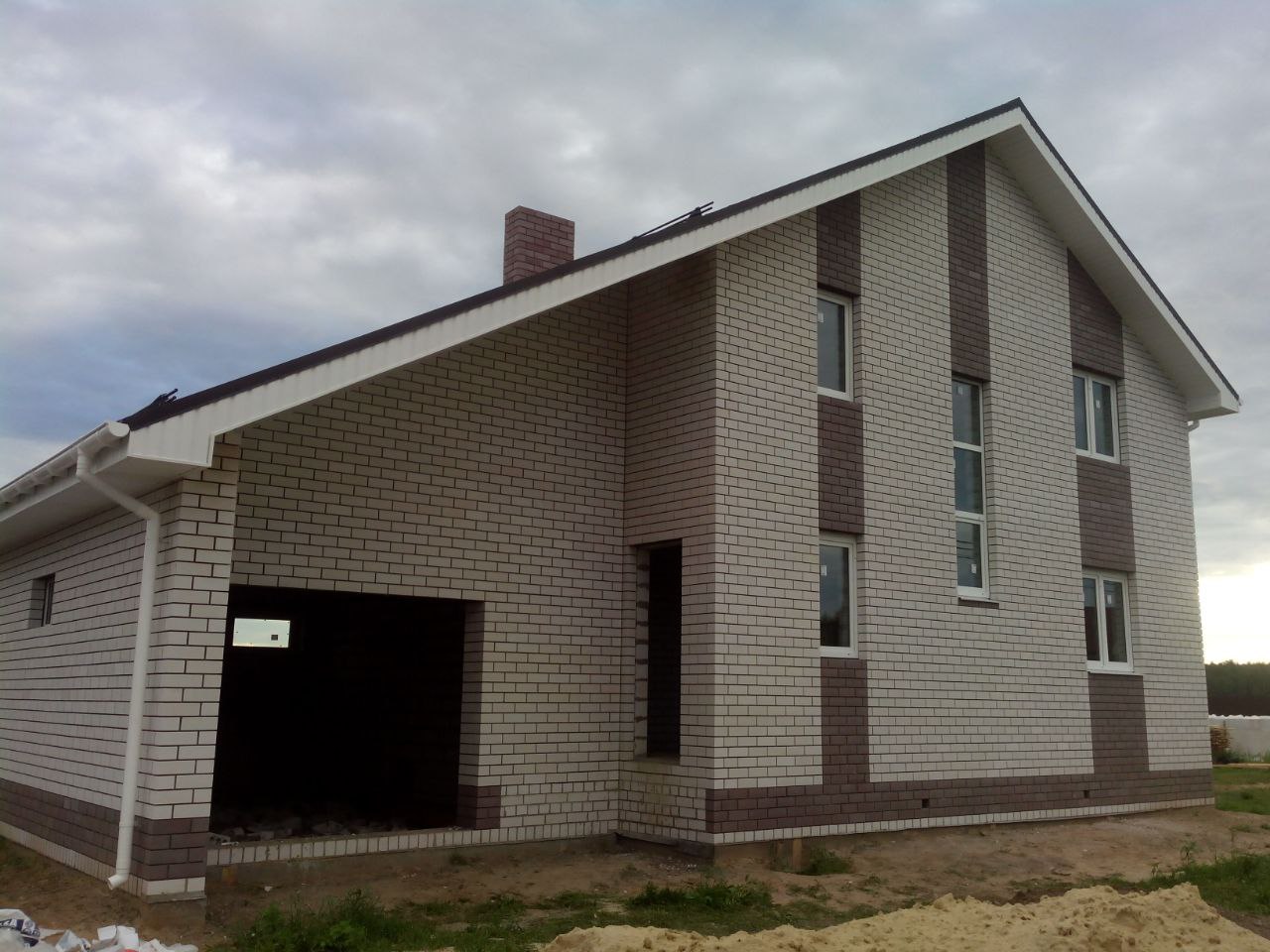 Дом 150м² с гаражом. Газосиликатный блок, силикатный кирпич