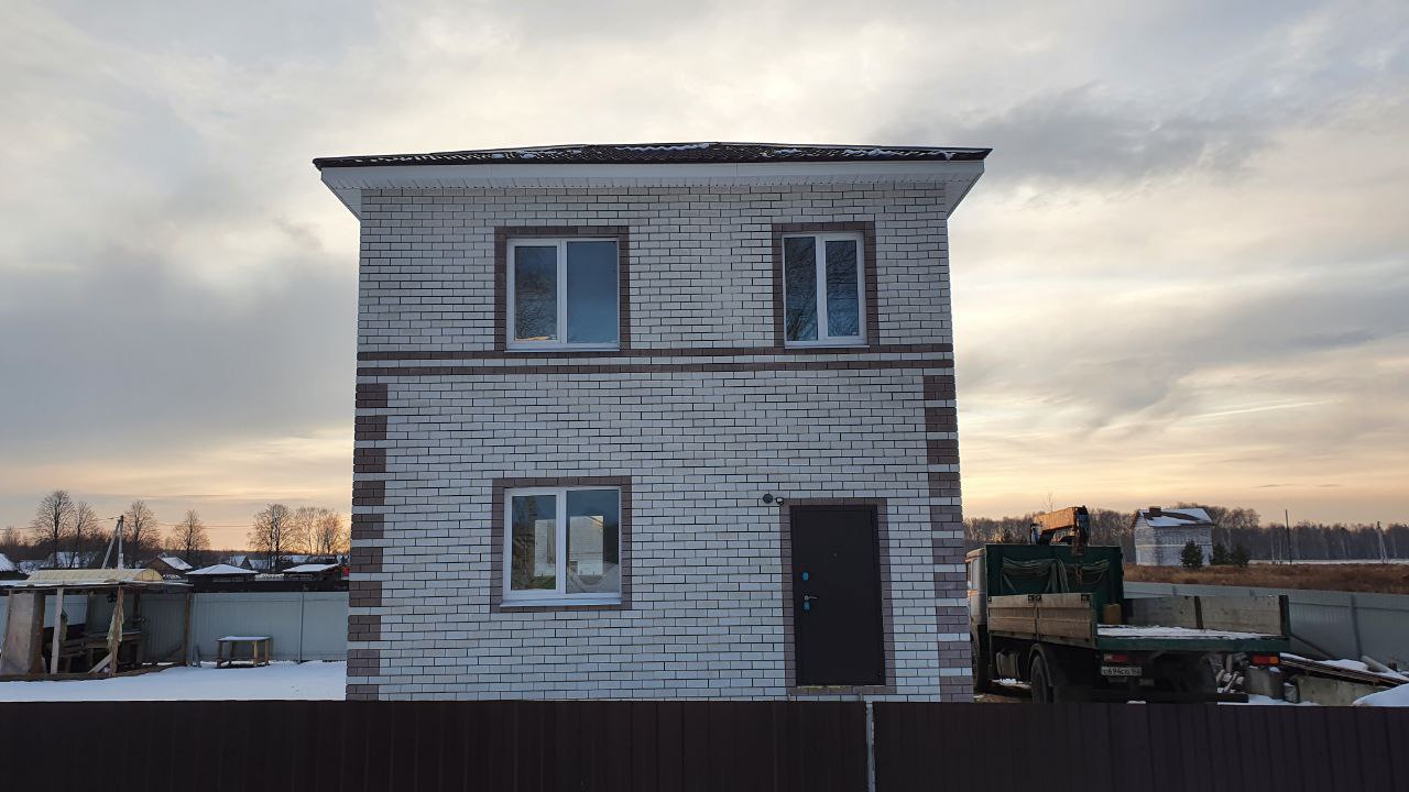Дом из газосиликатного блока и силикатного кирпича 120 м2